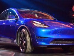美監管機構狠批特斯拉(TSLA.US),稱其自駕功能誤導司機
