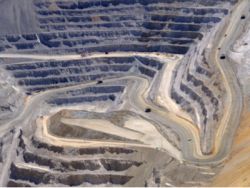 瘋狂競購鎳礦商Noront,必和必拓(BHP.US)與對手Wyloo展開談判