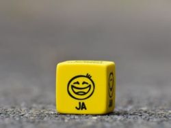 移卡(09923)現漲超4% 擬注資1億元認購鼎鼎文化旅游(成都)60%股權