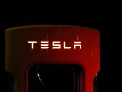 消費者投訴特斯拉(TSLA.US)Model 3/Y熱泵系統失靈 加拿大監管機構展開調查