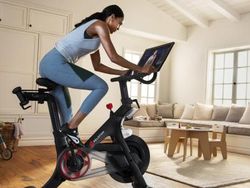 Peloton(PTON.US)內部人士去年狂賣近5億美元公司股票,全都賣在了高點